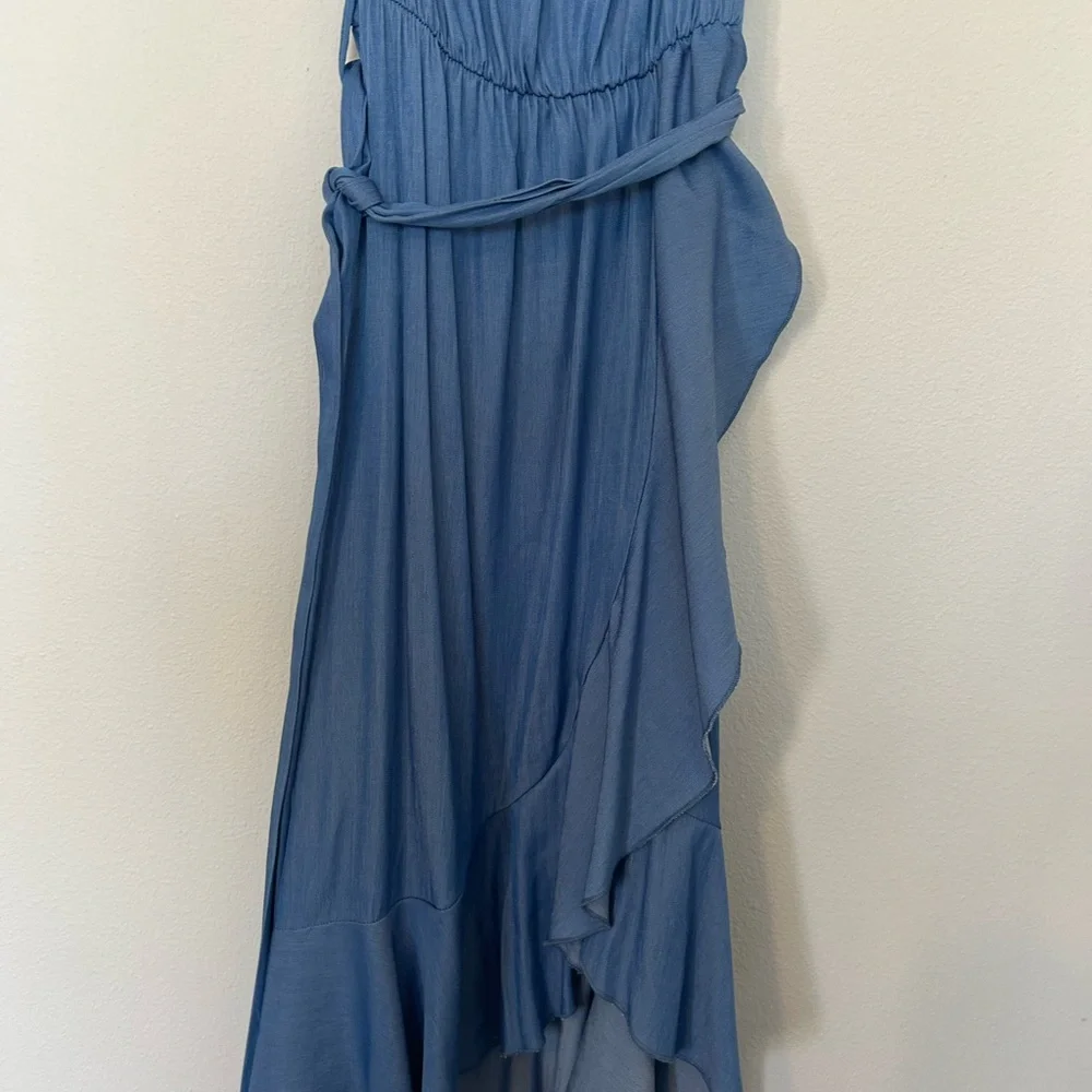 Elegant Blue Off-Shoulder Dress With Ruffles - Picture 5 of 7